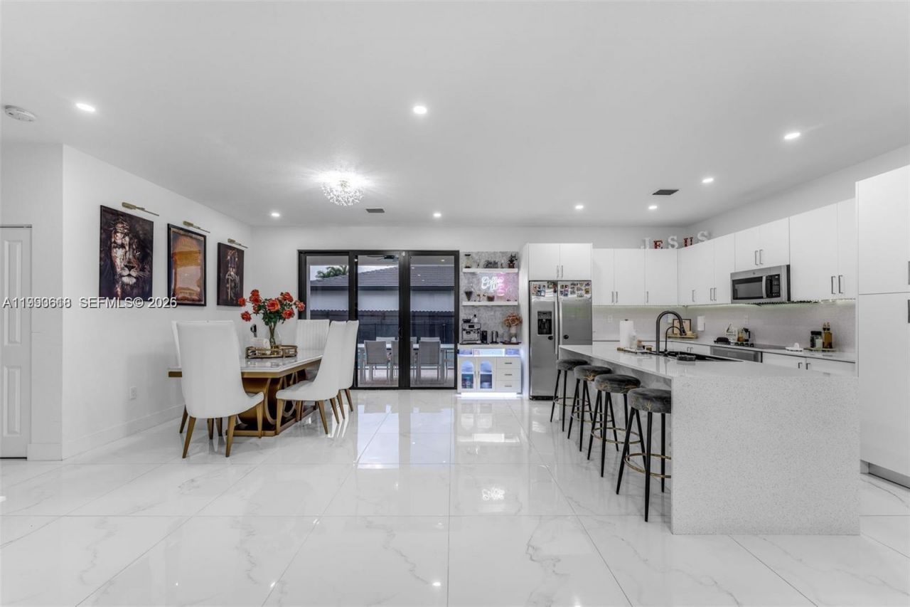 22712 SW 129th Ave , Miami, FL 33170 Photo