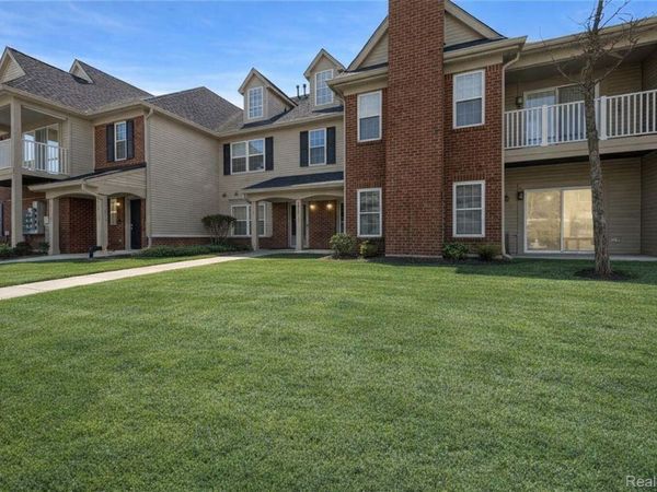 47861 Cardiff Ave, Canton, MI 48188