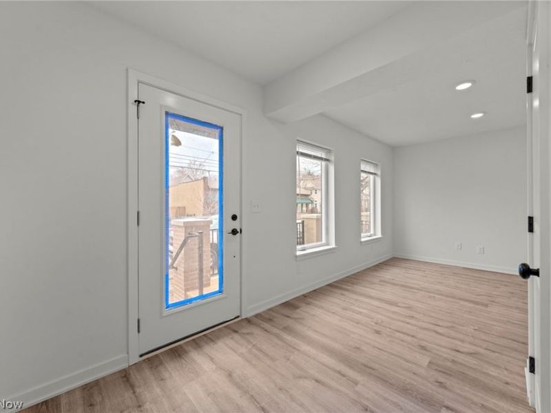 4709 Bridge Avenue, Cleveland, OH 44102 Photo 4