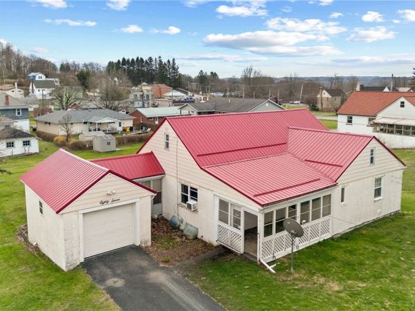 87 Rosemont Ave., Johnstown, PA 15905