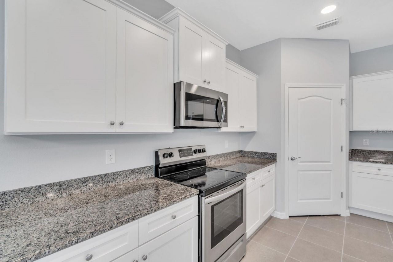 13706 Woodbridge Terrace , Bradenton, FL 34211 Photo