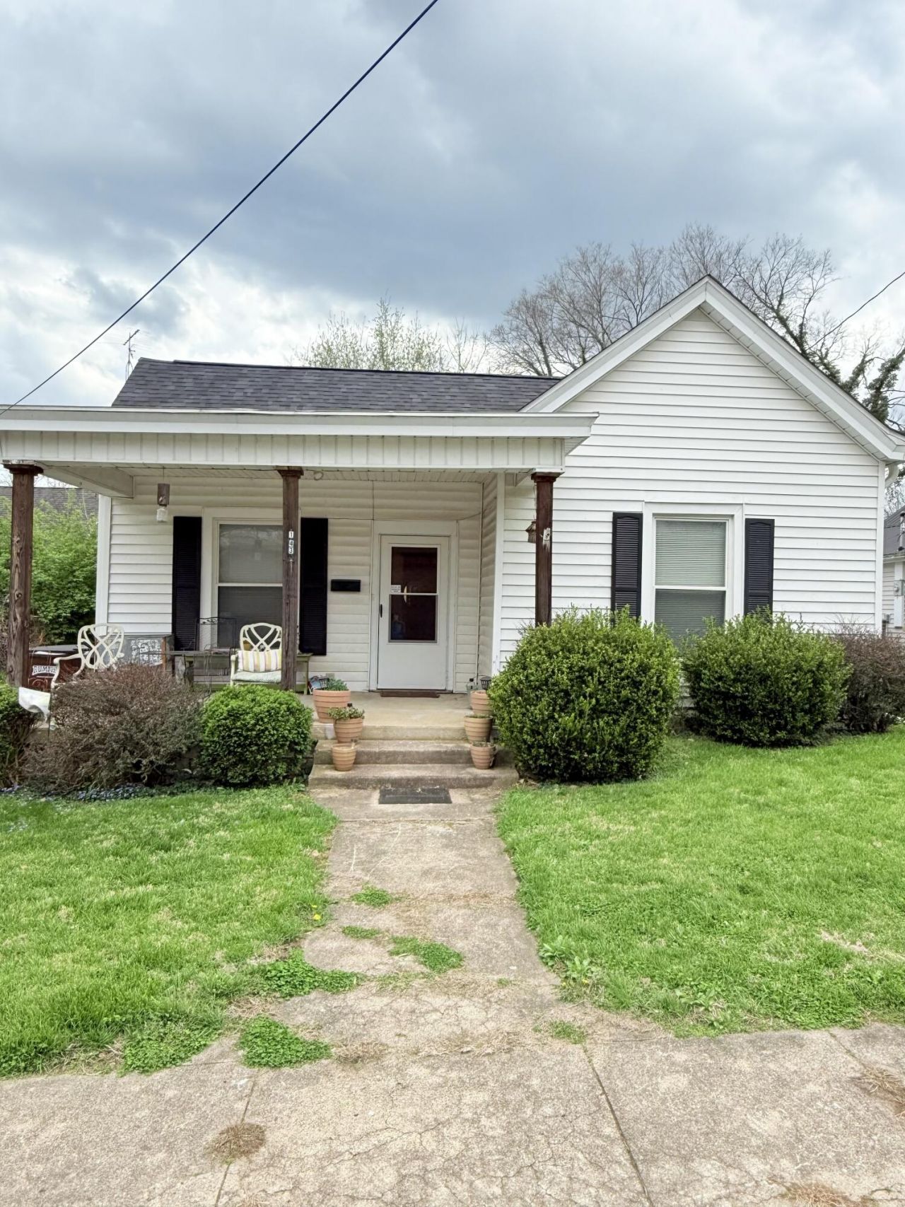 143 E 8th Street, Paris, KY 40361