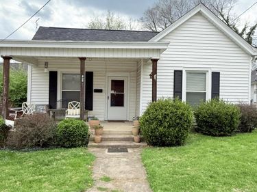 143 E 8th Street, Paris, KY 40361