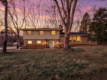 6165 Pleasant Avenue, Excelsior, MN 55331