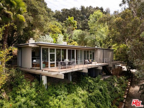 3640 Multiview Drive , Los Angeles, CA 90068