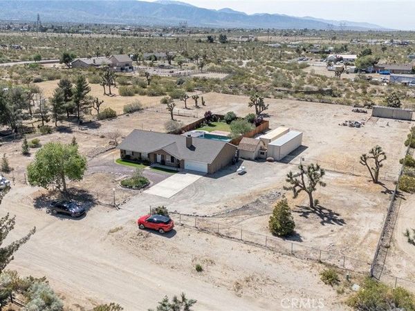 12186 Desert Ranch, Phelan, CA 92371