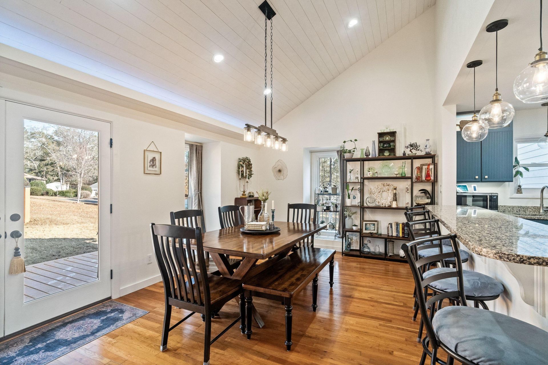 302 Santee Drive Photo 16