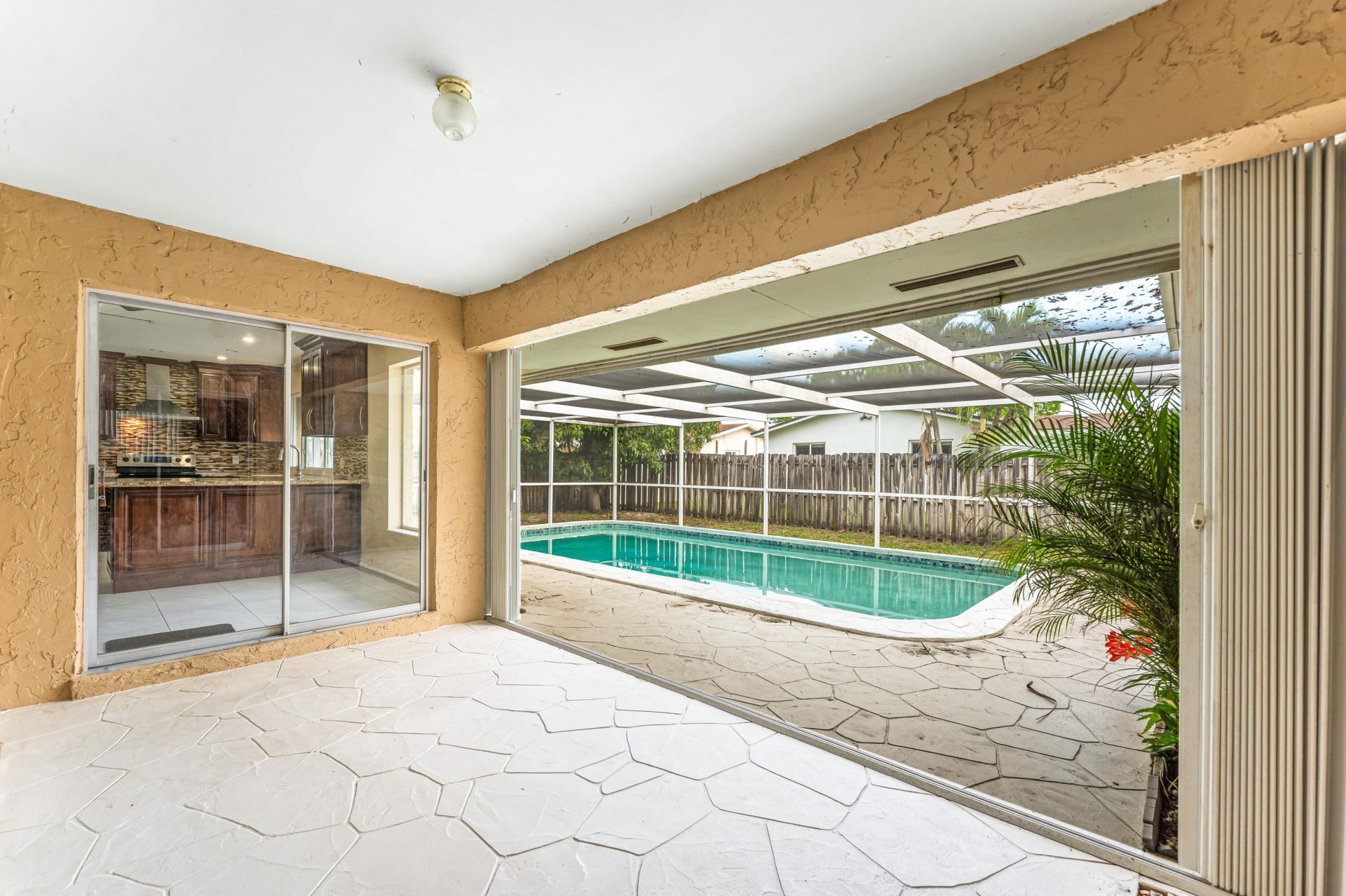 8821 NW 3rd Street, Pembroke Pines, FL 33024 Photo