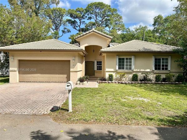 1445 SW 11th Pl , Fort Lauderdale, FL 33312