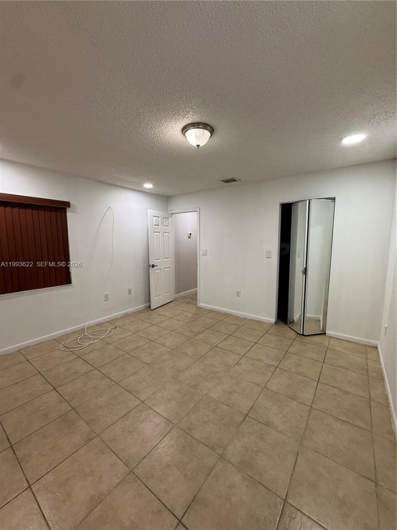 Please Call For Address, Hialeah, FL 33015 Photo