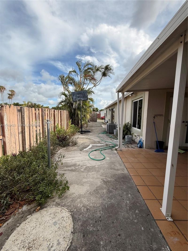 Please Call For Address, Hialeah, FL 33015 Photo