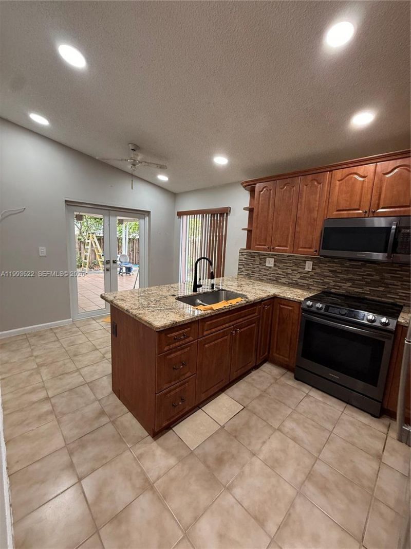 Please Call For Address, Hialeah, FL 33015 Photo