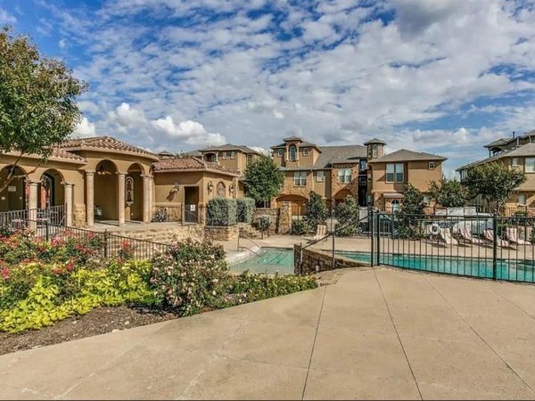 2605 Piazza Court , Unit 2, Grand Prairie, TX 75054