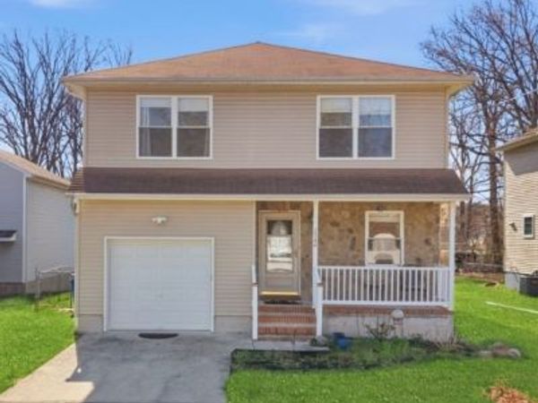 1740 Holly Rd, North Brunswick, NJ 08902