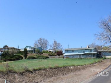 NNA Highline Court, Clarkston, WA 99402