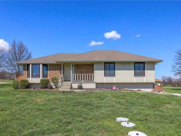13512 E 198th Street, Peculiar, MO 64078