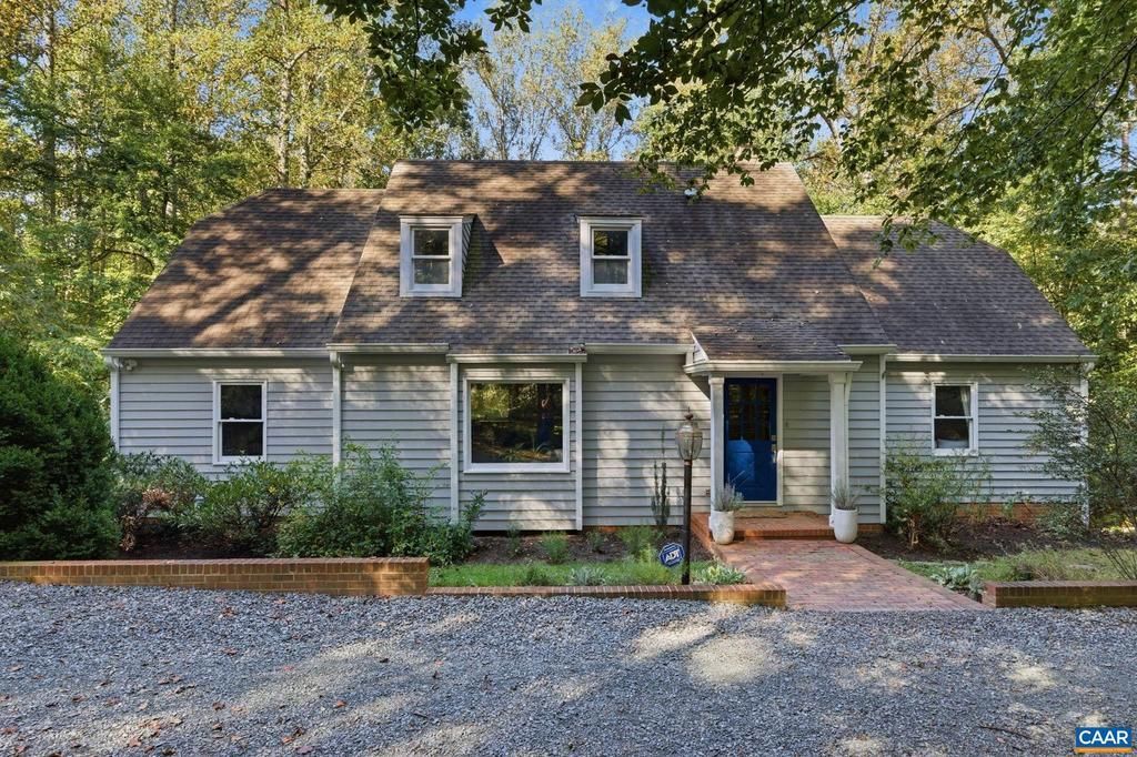 2404 Pine Garth Run, Charlottesville, VA 22901 Main Photo