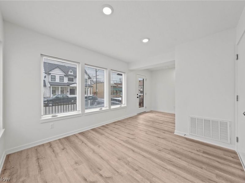 4711 Bridge Avenue, Cleveland, OH 44102 Photo 5