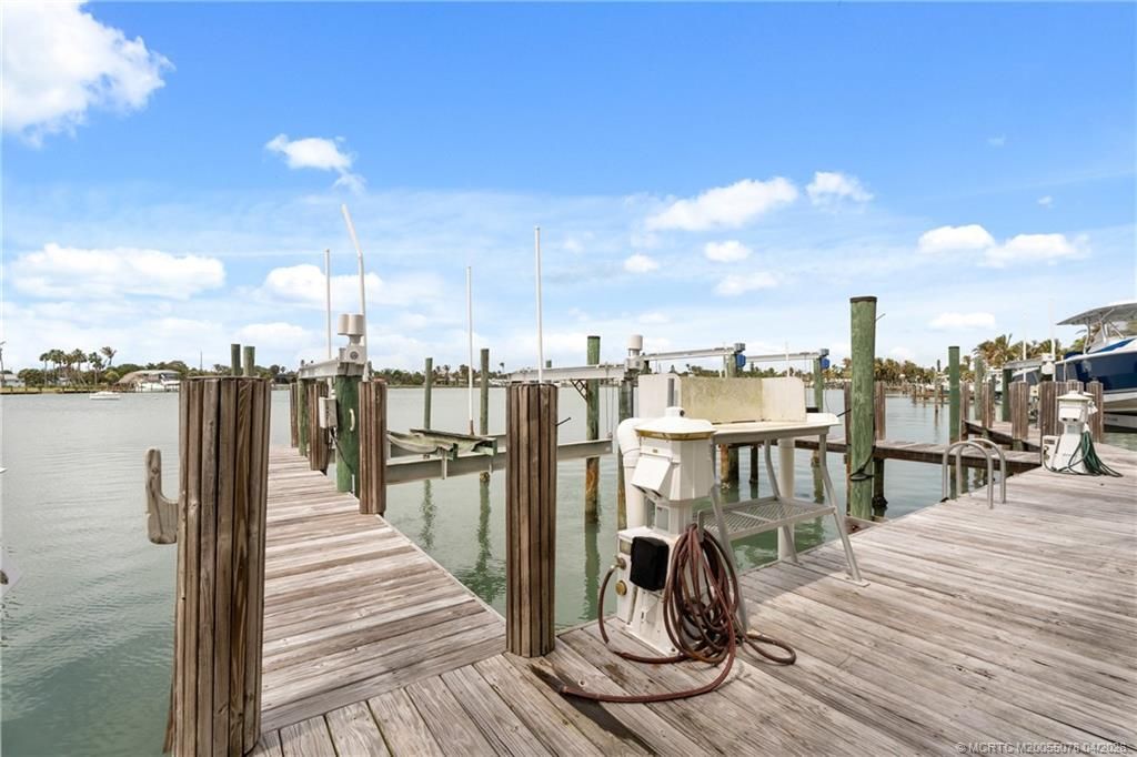 1560 Island Cove Road, Fort Pierce, FL 34949 Photo