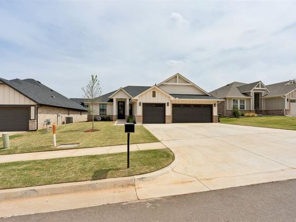 2232 Los Angeles Avenue, Edmond, OK 73034