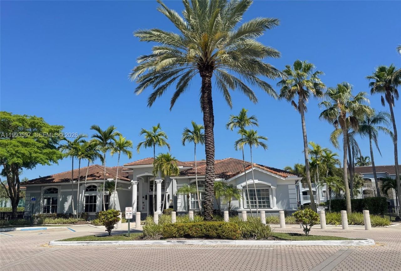 9640 NW 2nd St , Unit 5-204, Pembroke Pines, FL 33024 Photo