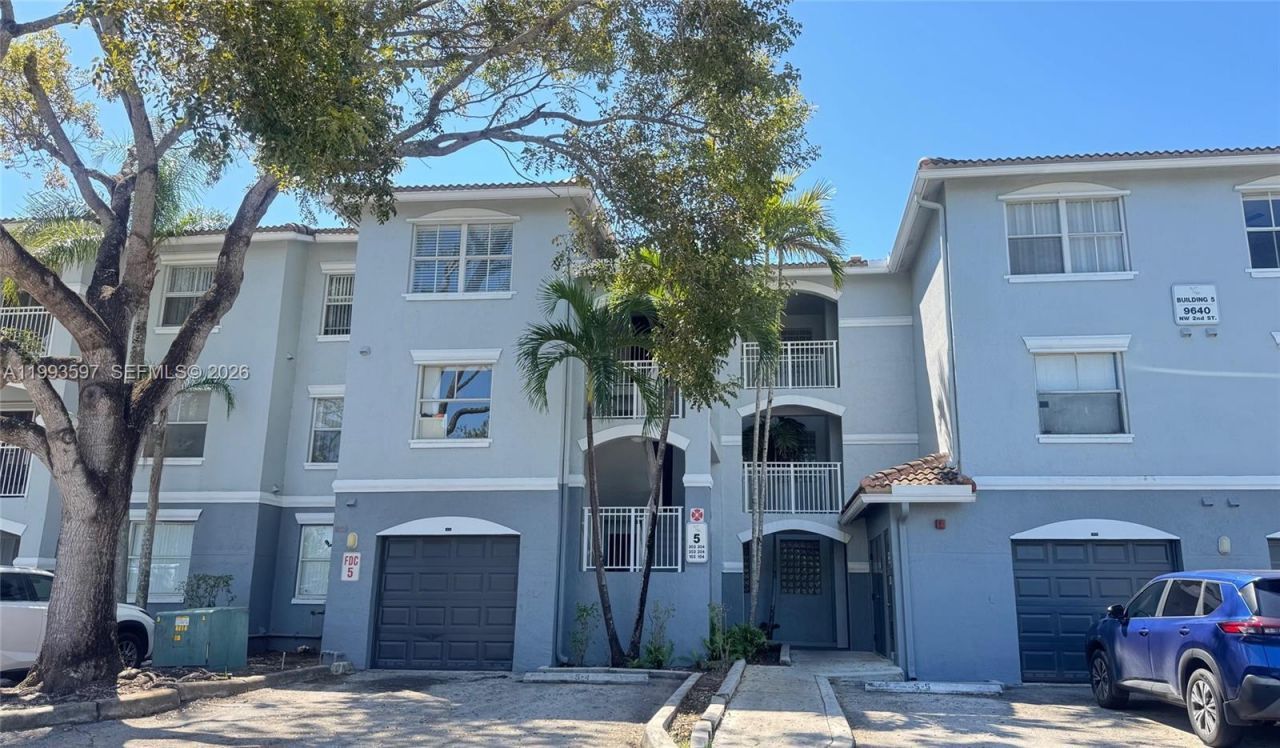 9640 NW 2nd St , Unit 5-204, Pembroke Pines, FL 33024 Photo