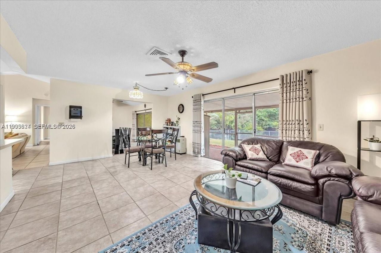 3930 NW 79th Way , Davie, FL 33024 Photo