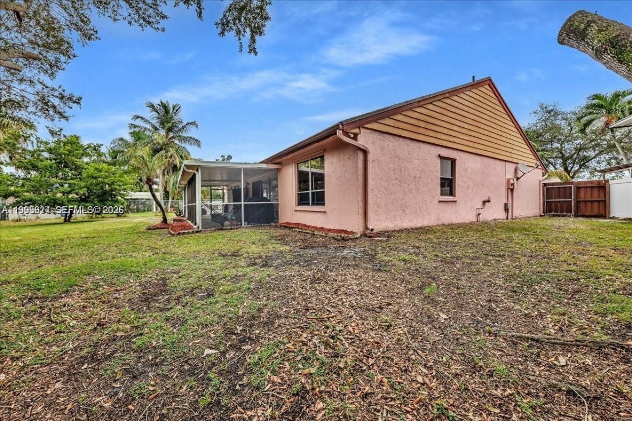3930 NW 79th Way , Davie, FL 33024 Photo