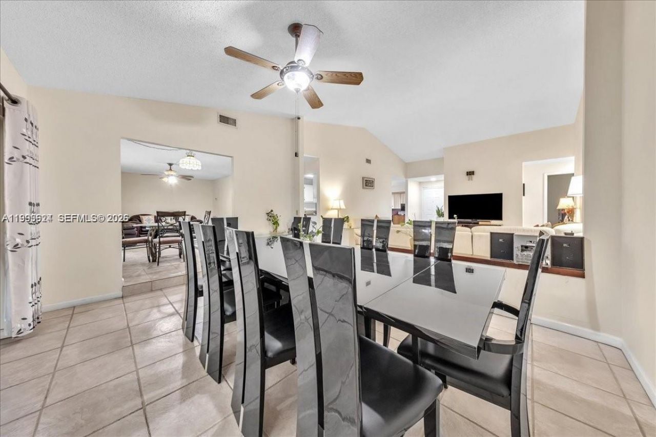 3930 NW 79th Way , Davie, FL 33024 Photo