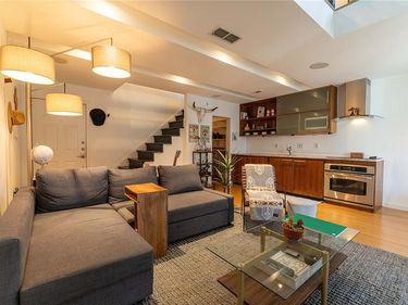 3033 San Jacinto Street, Unit 322, Dallas, TX 75204