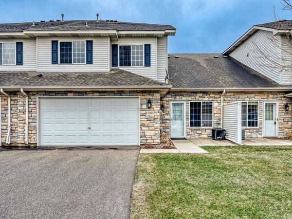17083 Eagleview Way, Unit 25, Farmington, MN 55024