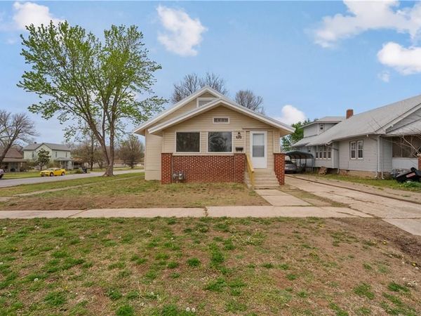 620 W Chestnut Street, Independence, KS 67301