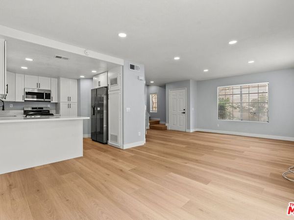 18812 Vista Del Canon, Unit D, Newhall, CA 91321