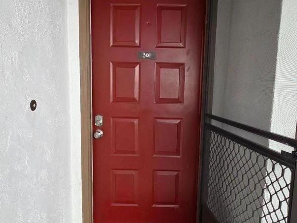 2201 Monroe Street , Unit 301, Santa Clara, CA 95050