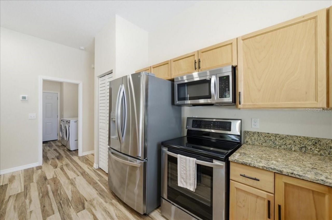 3706 13th Street N, Saint Petersburg, FL 33704 Photo