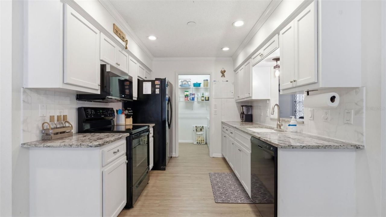 12435 S Canna Point, Floral City, FL 34436 Photo