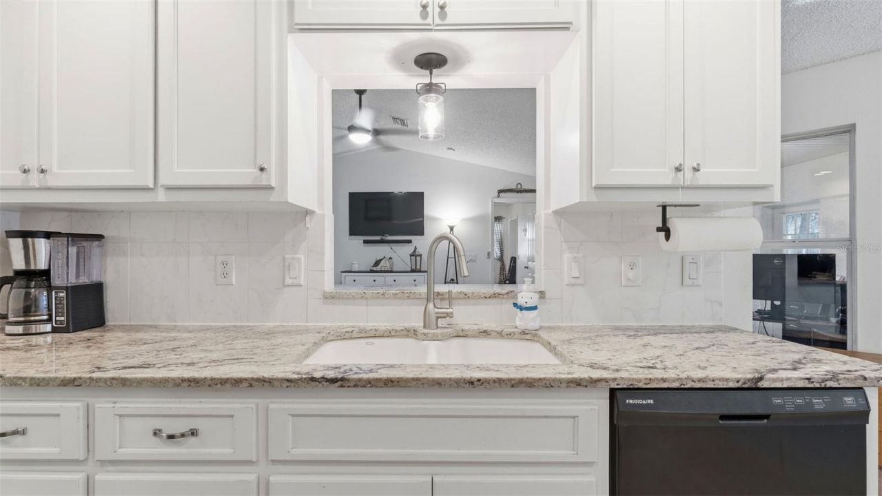 12435 S Canna Point, Floral City, FL 34436 Photo