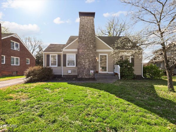 140 Hillcrest Drive, Knoxville, TN 37918