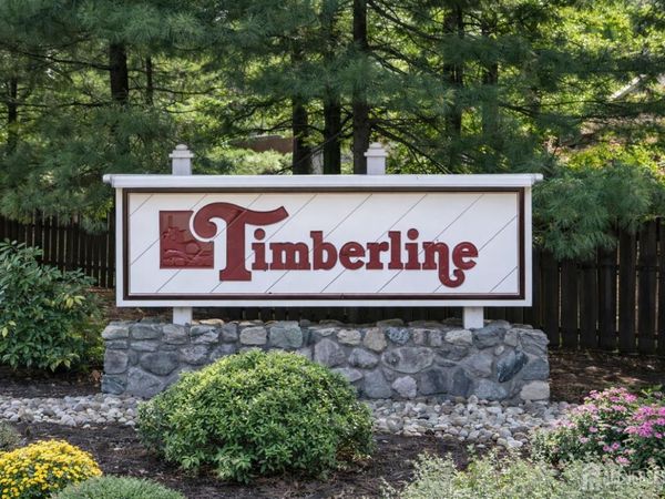 54 Holly Court, Edison, NJ 08820