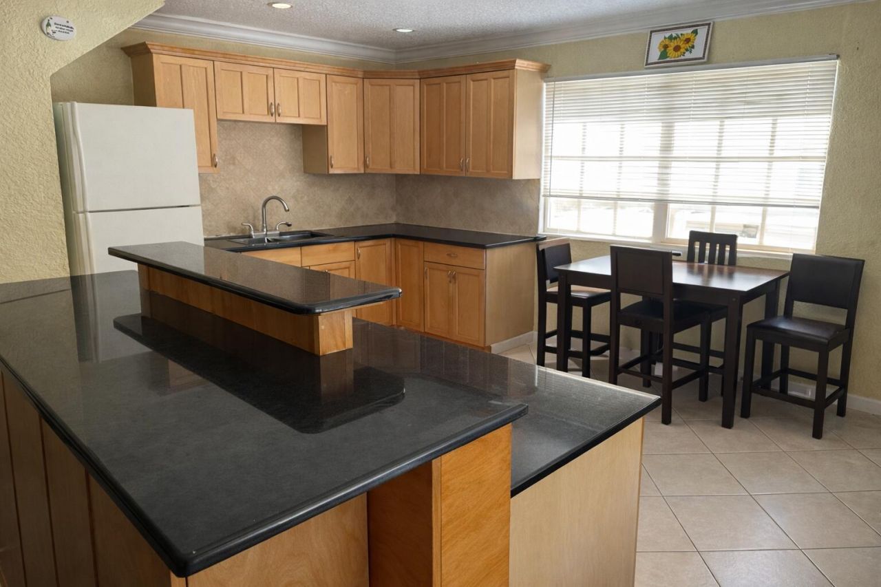 613 N 5th Street, Lantana, FL 33462 Photo