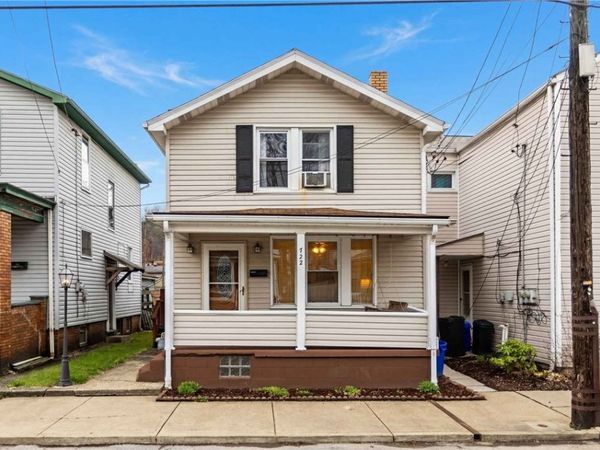 722 6th Ave, New Brighton, PA 15066