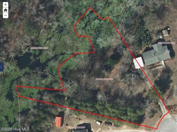 204 Eastwind Court, Rocky Point, NC 28457