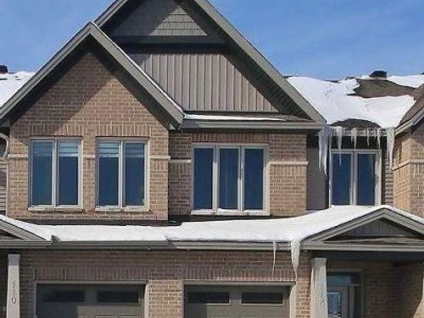 110 Lavatera Street , Ottawa, ON K1T0R8