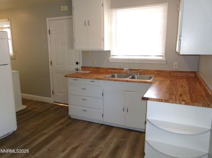 1018 E Street, Sparks, NV 89431 Photo