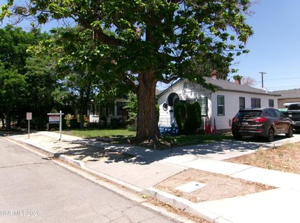 1018 E Street, Sparks, NV 89431 Photo