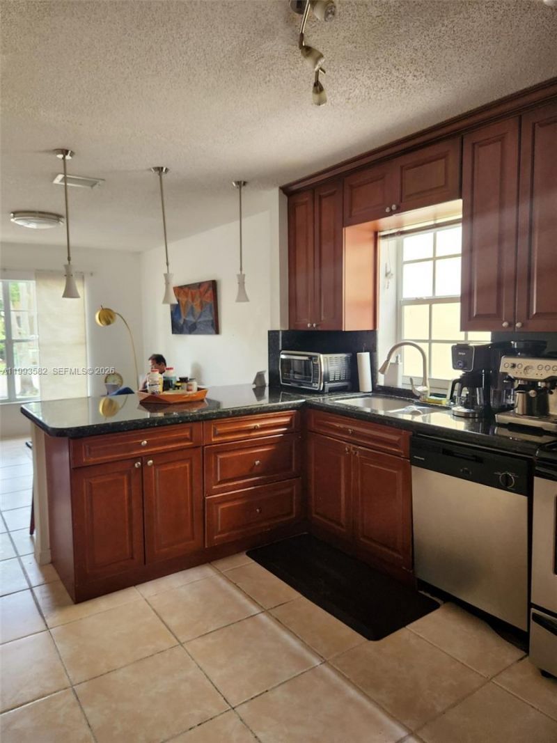 925 Opal Ter, Unit 925, Weston, FL 33326 Photo