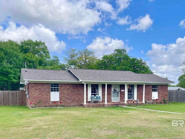 609 E Pine Street, Atmore, AL 36502