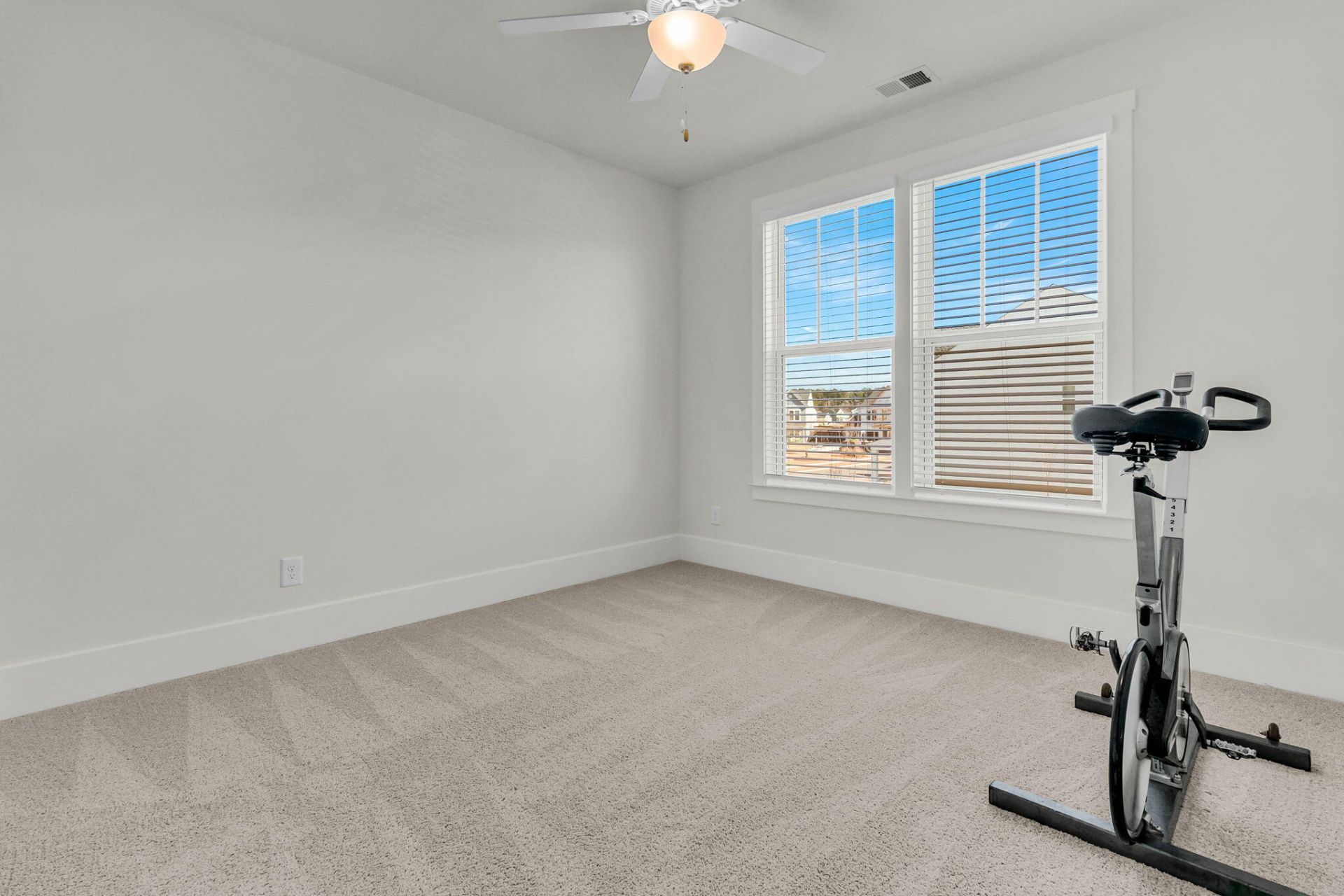 1017 Field Sparrow Drive Photo 34