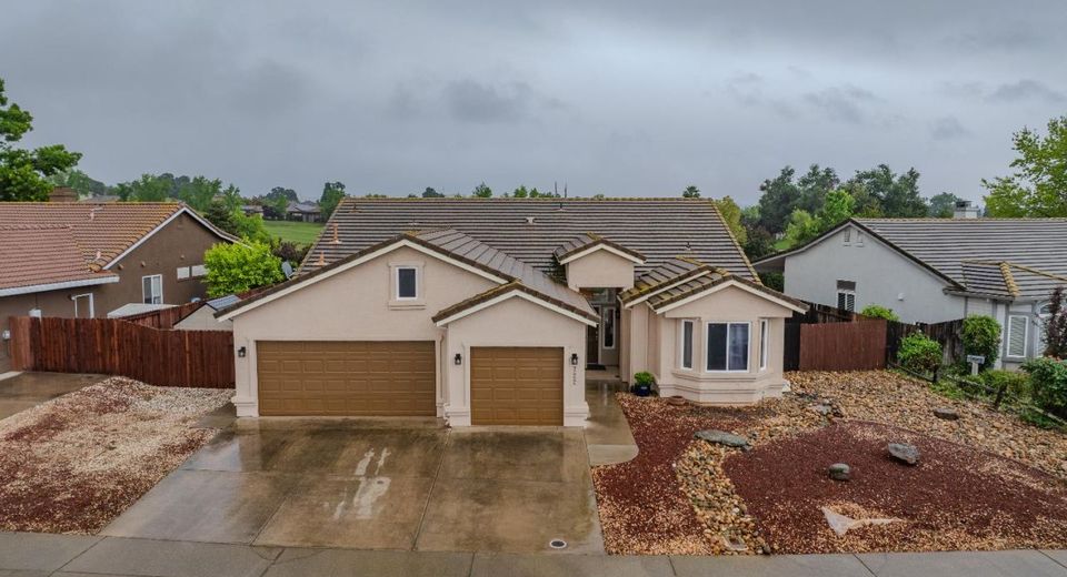722 Fairway Dr, Ione, CA 95640 Photo