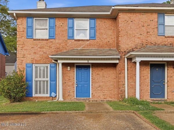 8 Greenwing Court, Jackson, MS 39211